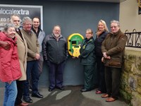 Royston High Street gets a defibrillator