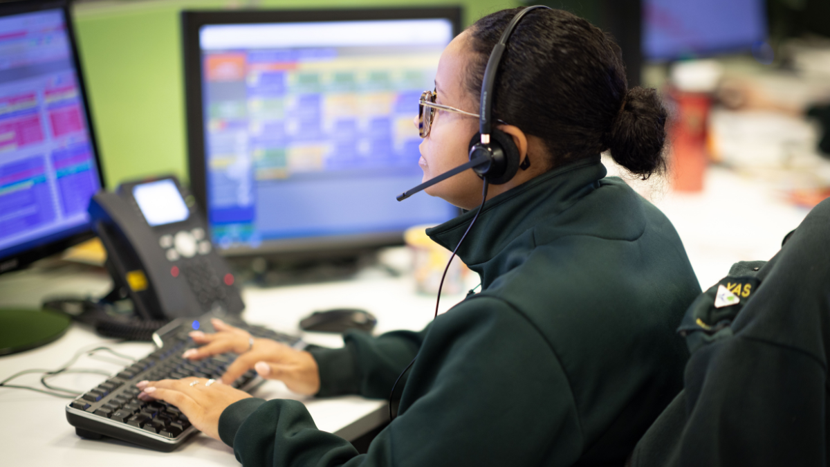 999 Emergency Call Handler (Emergency Medical Dispatcher)
