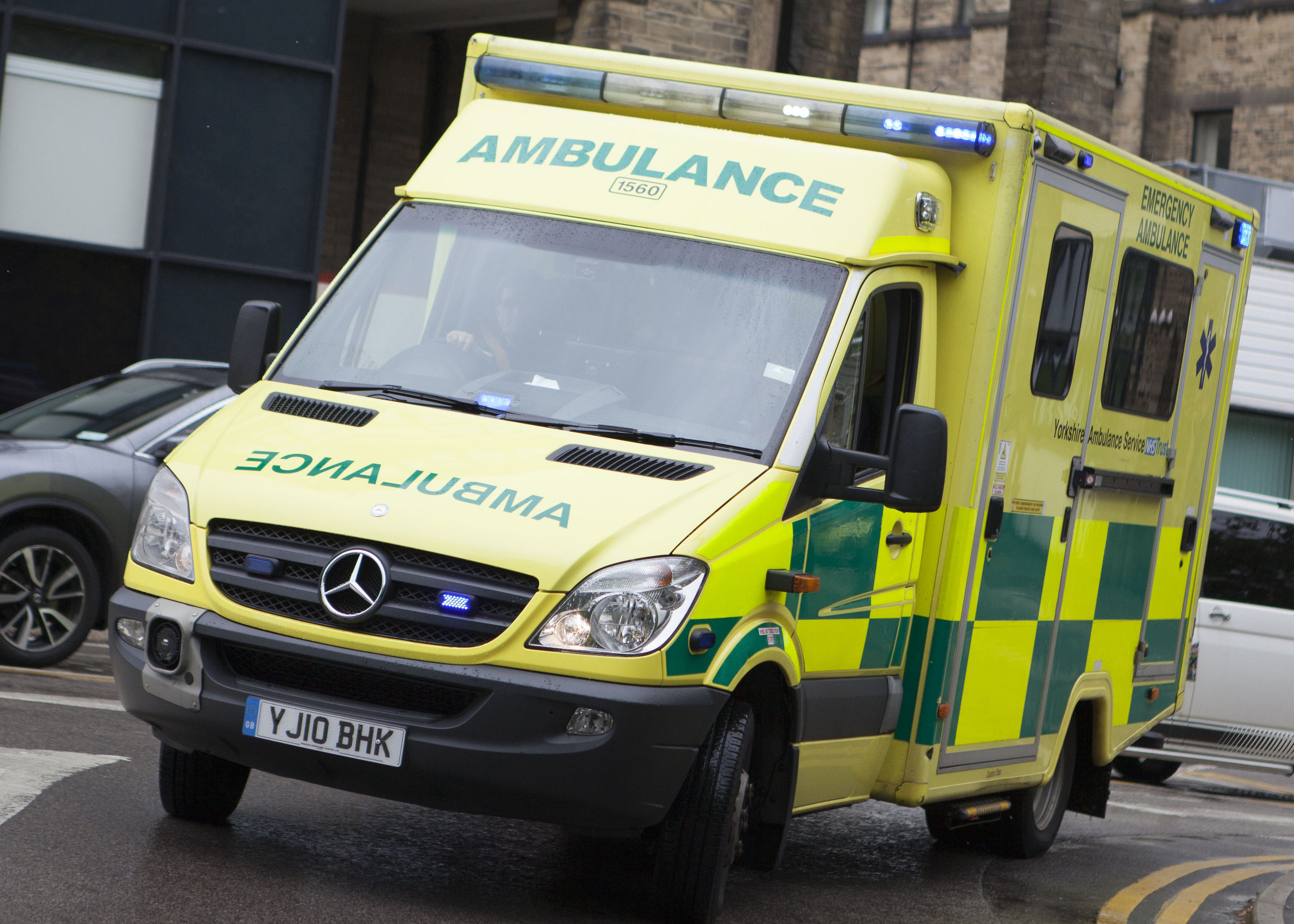 Yorkshire Ambulance Service welcomes boost to funding | Yorkshire ...